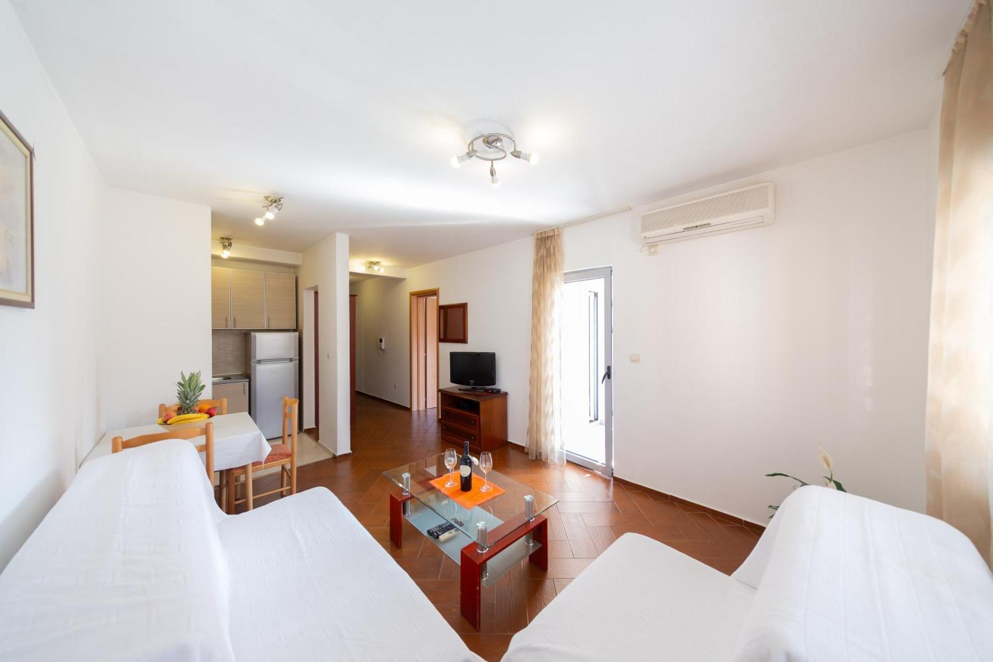 Sms Apartments Будва Экстерьер фото