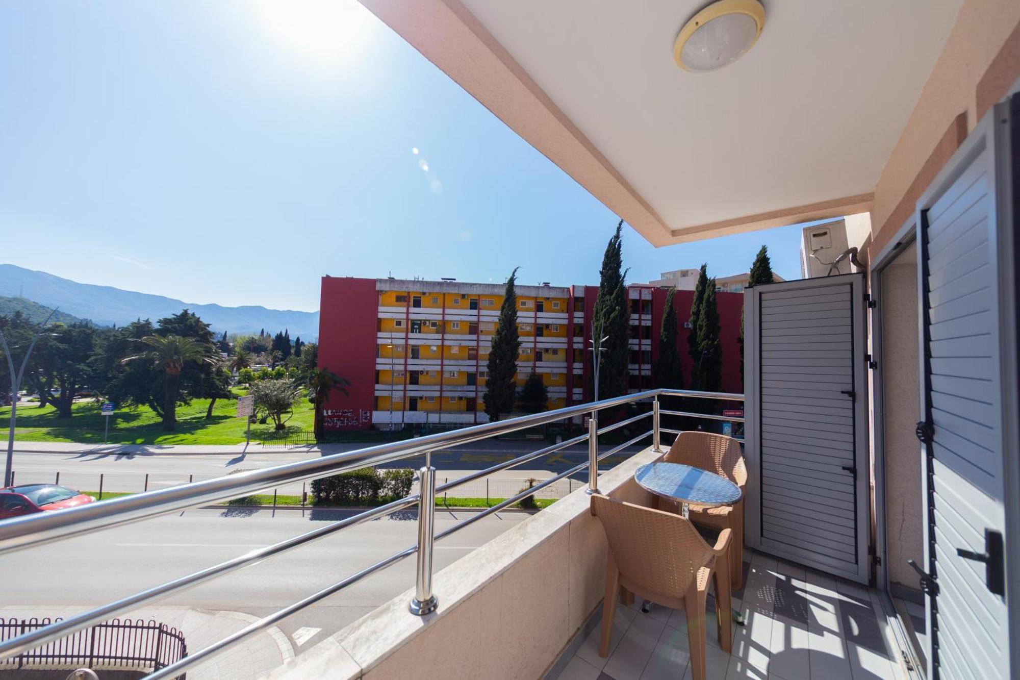 Sms Apartments Будва Экстерьер фото