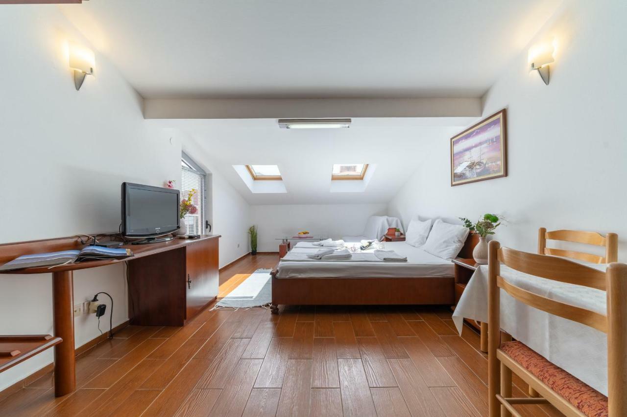 Sms Apartments Будва Экстерьер фото